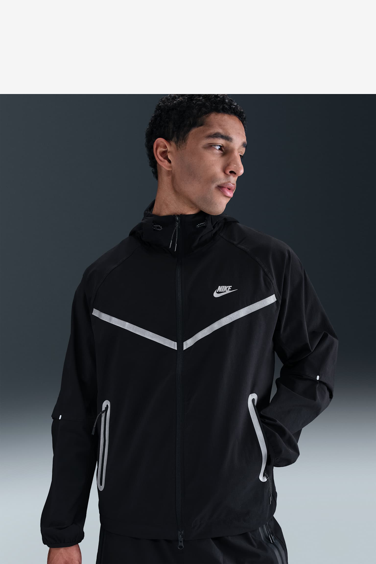 NIKE公式】Nike Holiday 2025 Apparel Collection (IH4369-001). Nike